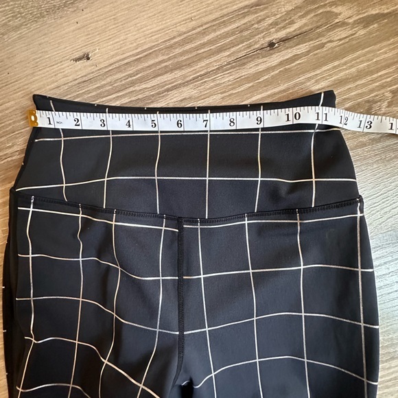 Good American Leggings - Picture 2 of 8